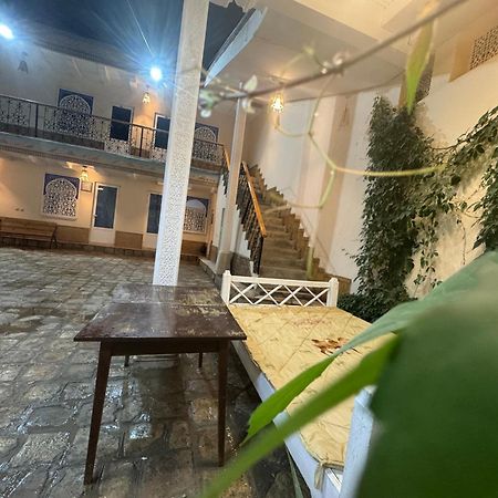 Bukhara House Hotel Bagian luar foto